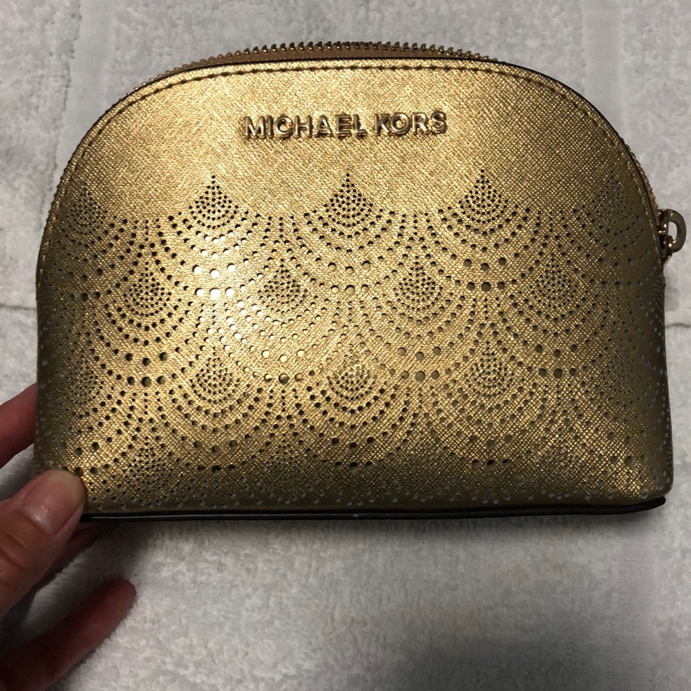 Michael Kors zip up bag